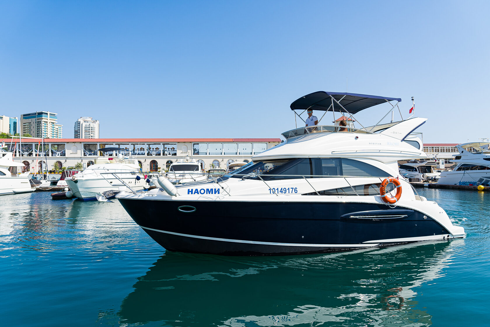 Rivera яхта. Ялта прогулка на яхте. Вместимость яхты. Вместимость яхты. Вместимость яхты.