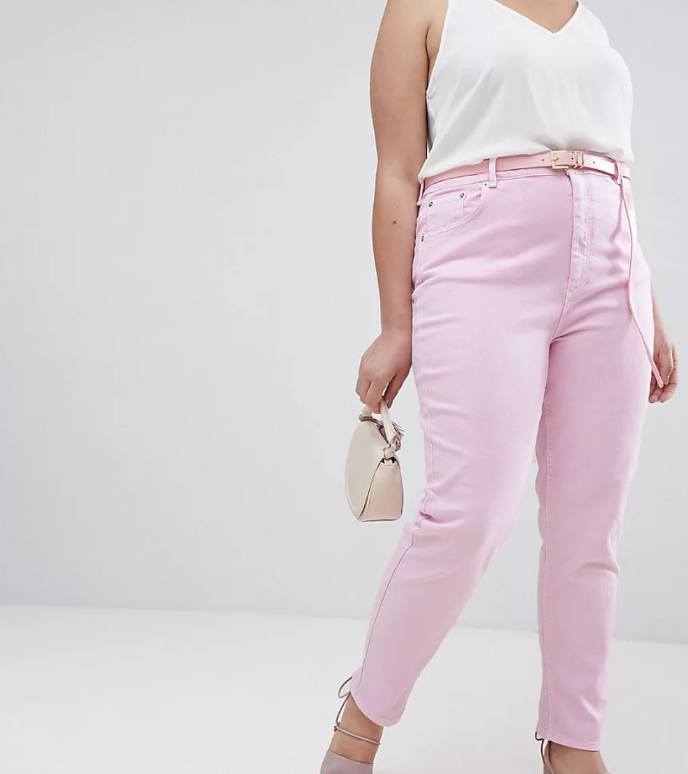 Розовые джинсы женские