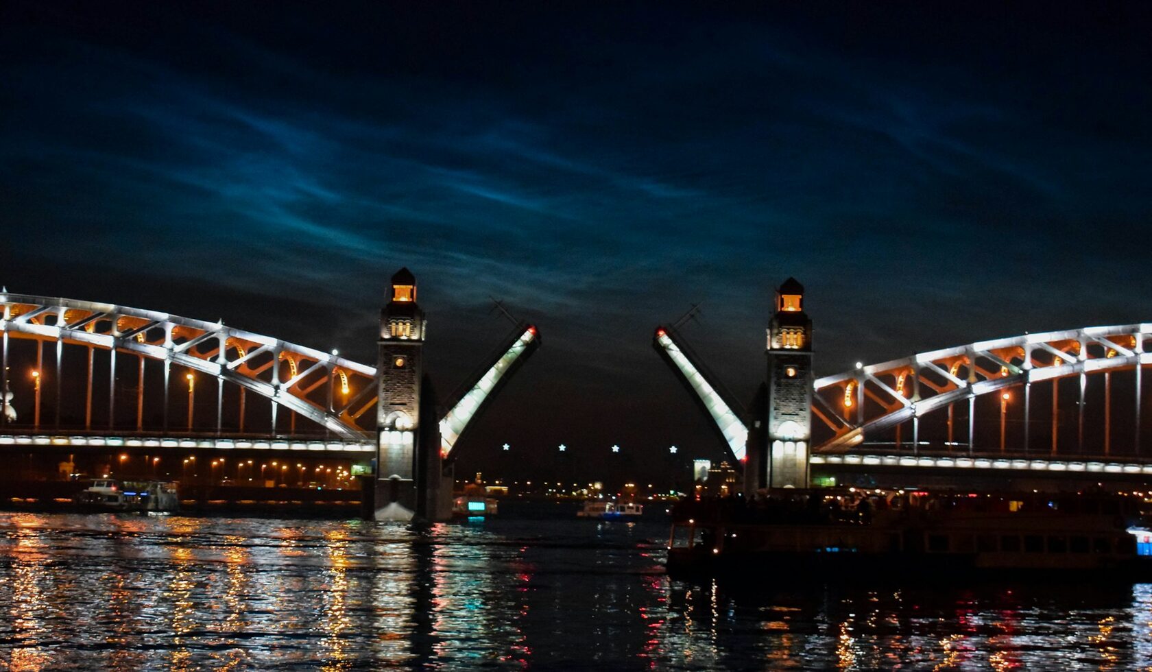 Большеохтинский мост, Россия, Санкт-Петербург, Красногвардейский район, Малая Охта