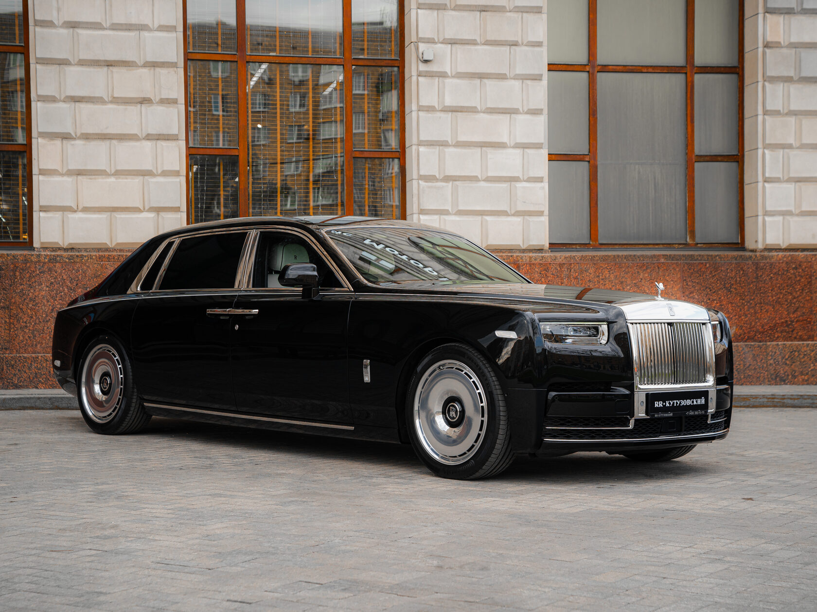 Rolls Royce Phantom II ラジオ ROLLS-ROYCE Phantom Extended в наличии | купить Роллс Ройс в