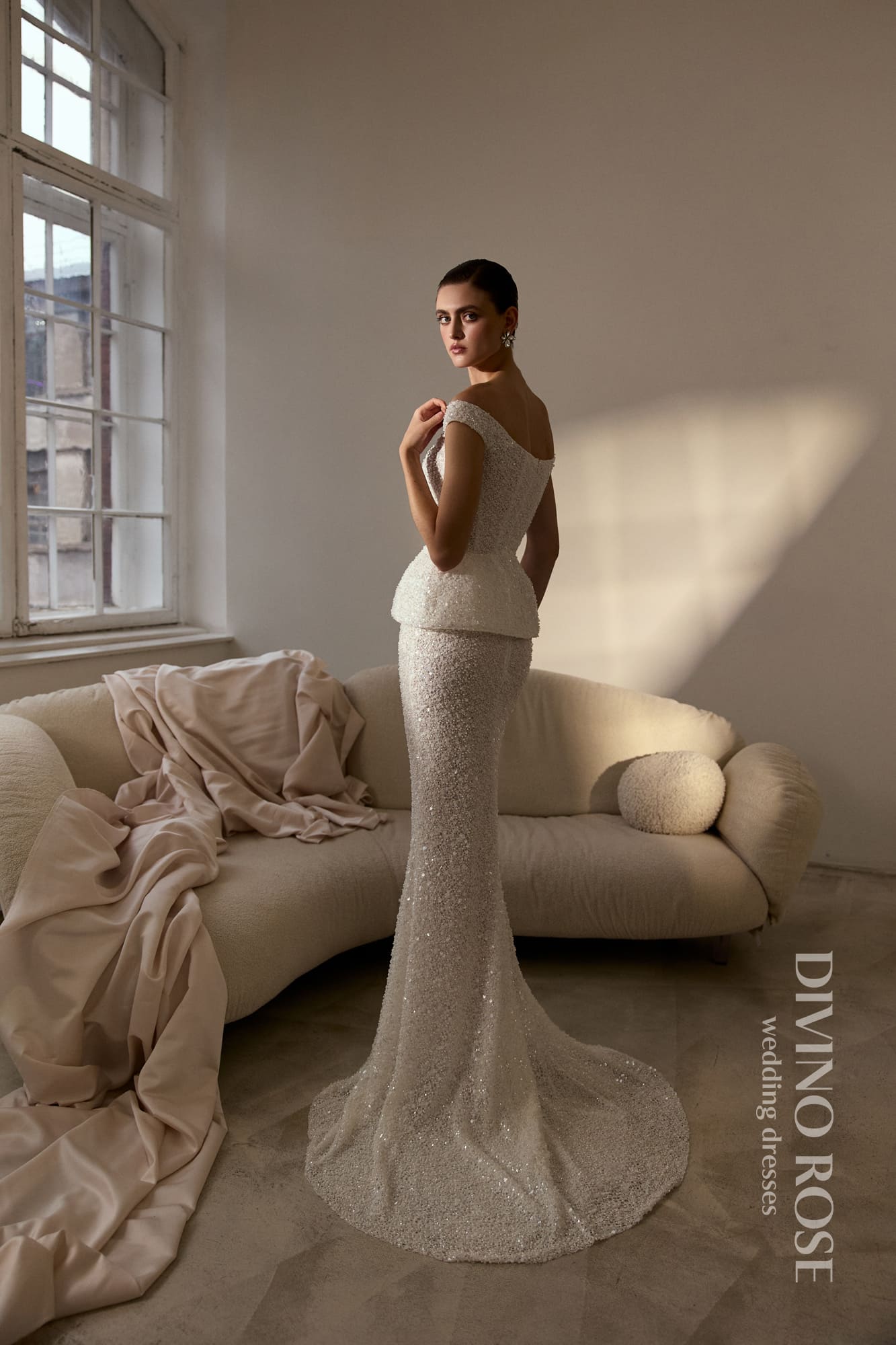 Свадебное платье Белуха by Divino Rose (Свадебный салон Мелани Тула)