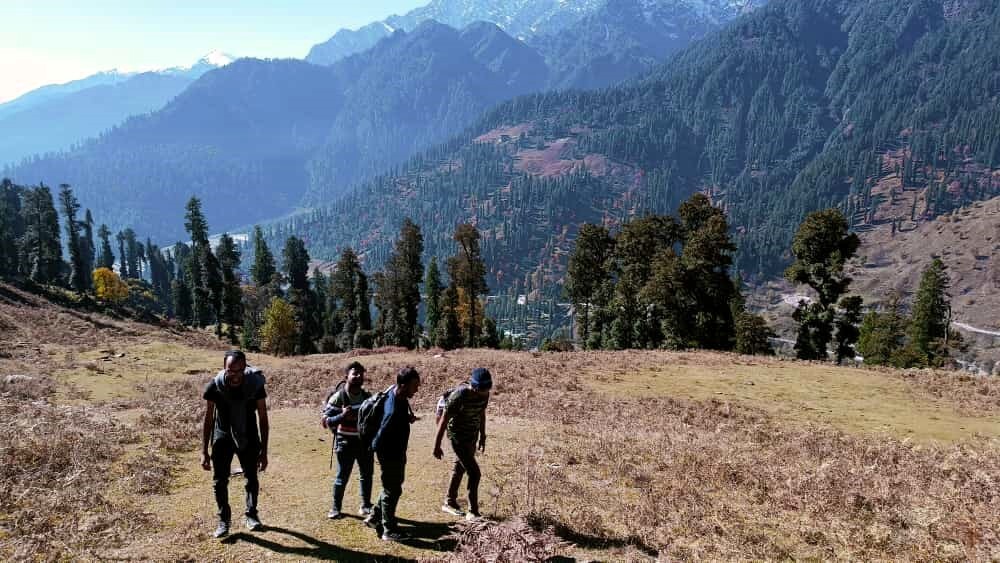 Native Trekking