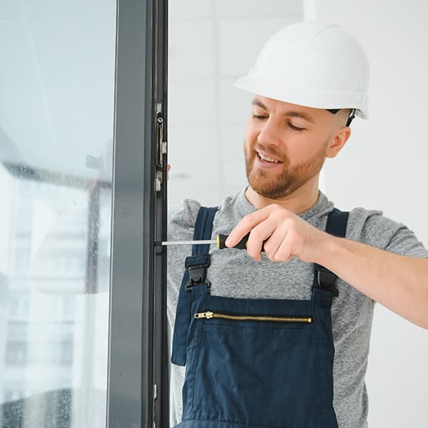 Мастер по ремонту пластиковых окон РемСервис