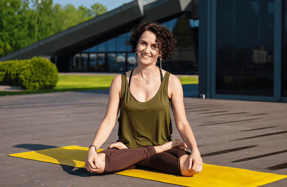 Инна Славина, инструктор гормональной йоги