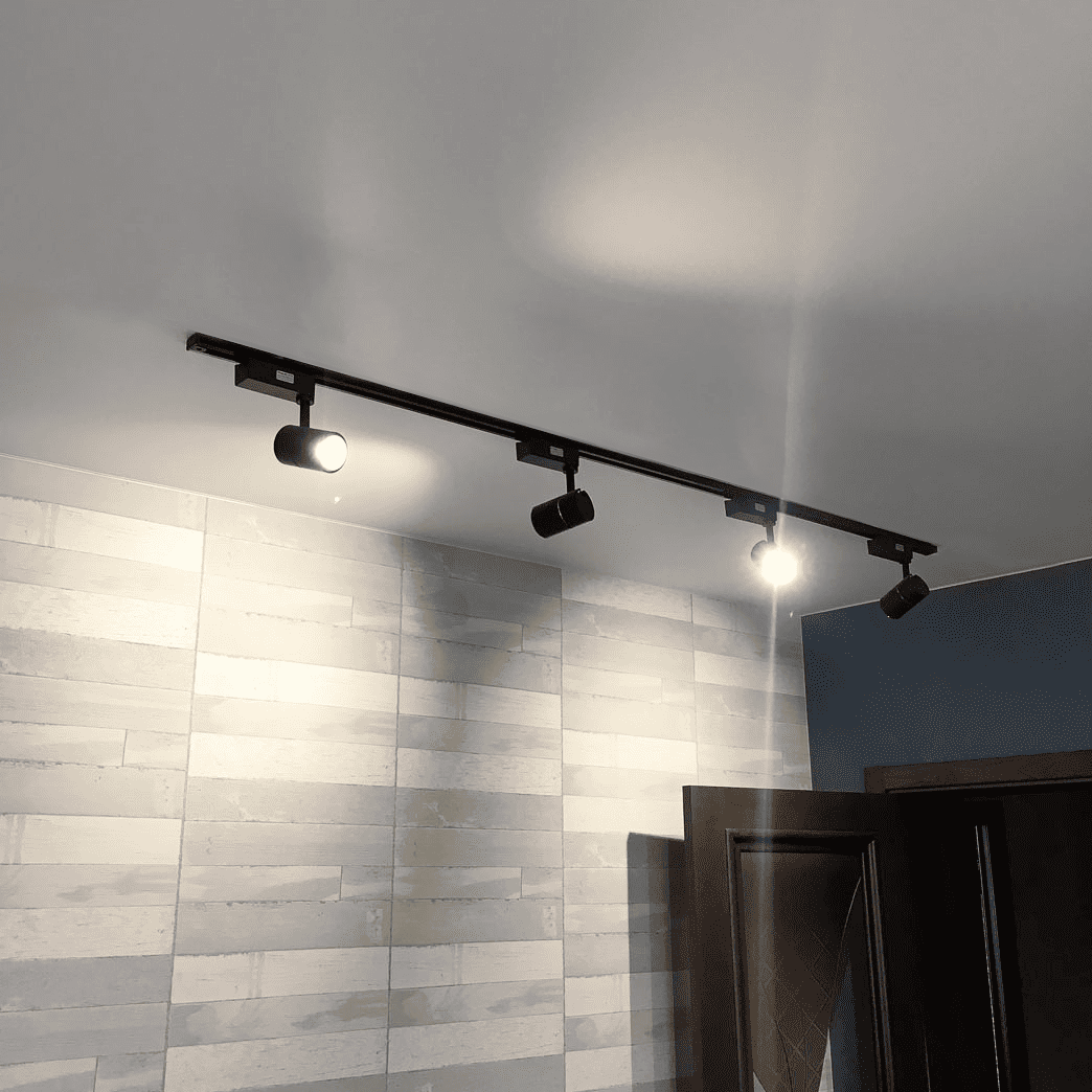 треки для потолков