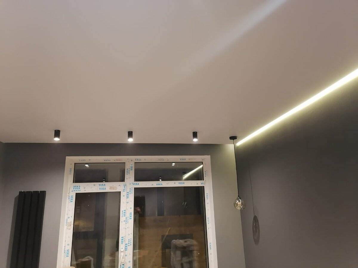 натяжной потолок теневой