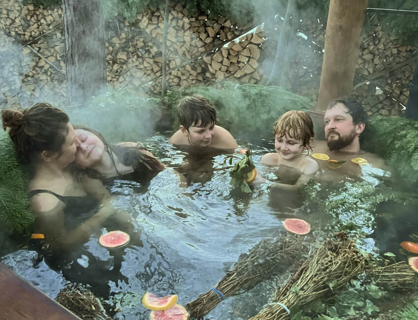 Семейный отдых в бане