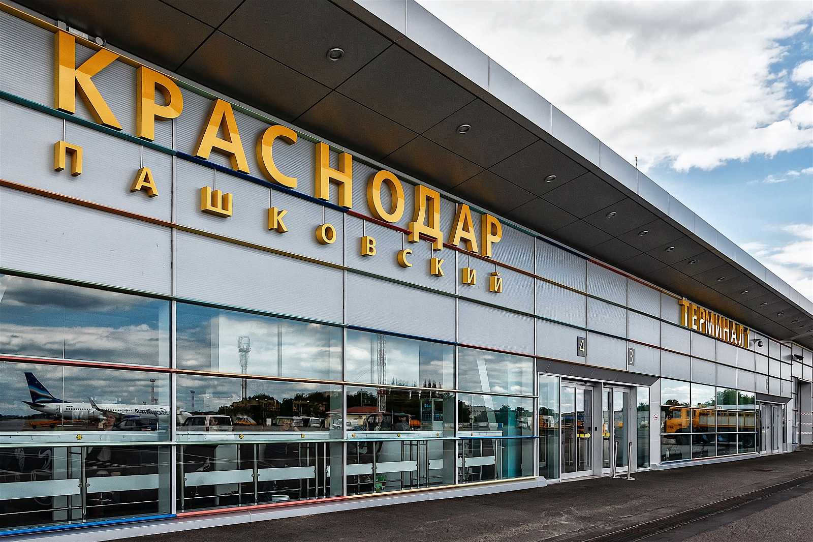 Международный аэропорт Краснодар. Международный аэропорт Краснодар имени Екатерины II. Пашковский (Краснодар). Аэропорт Краснодар Международный терминал.