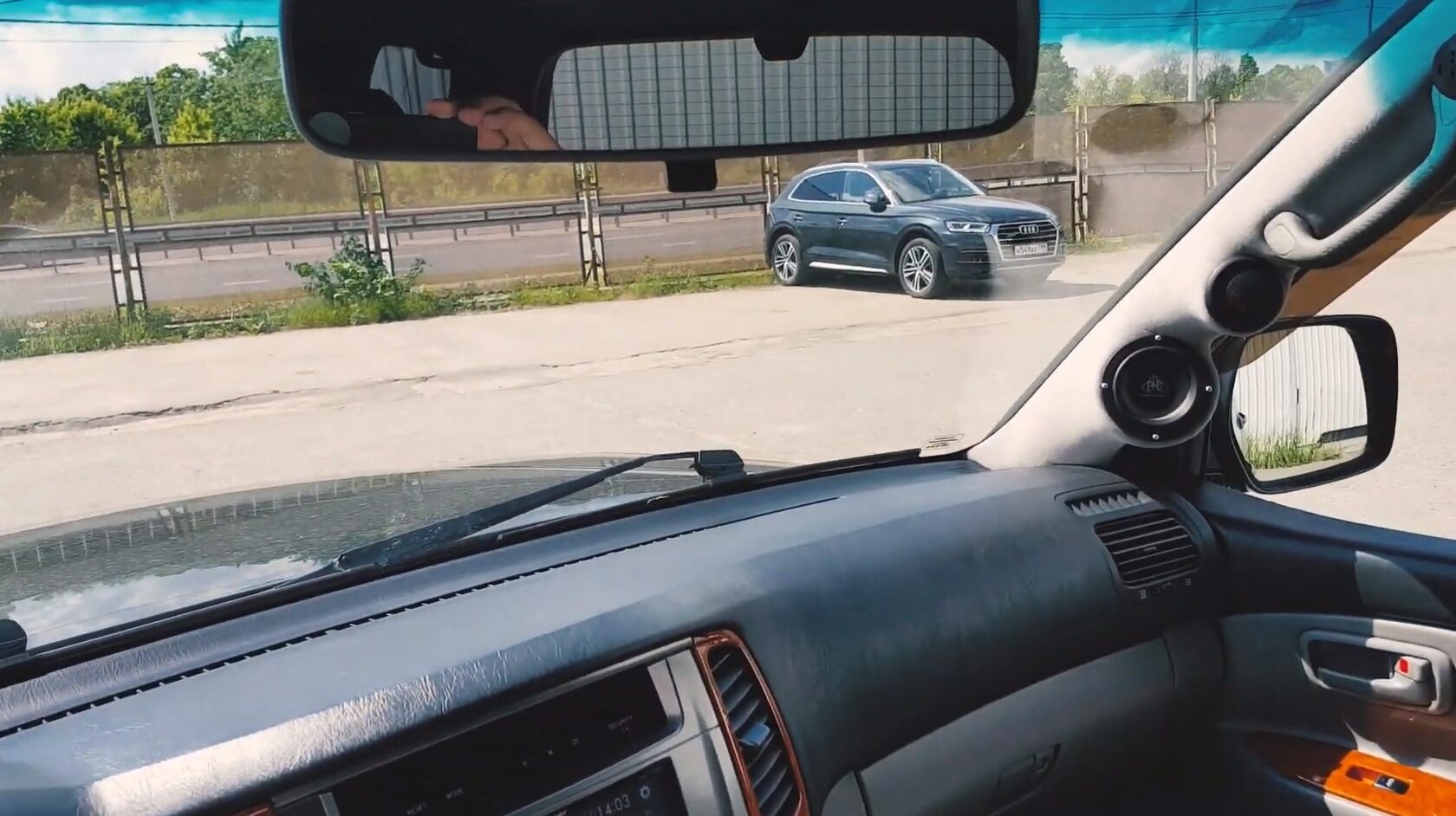 установка автозвука toyota land cruiser 100