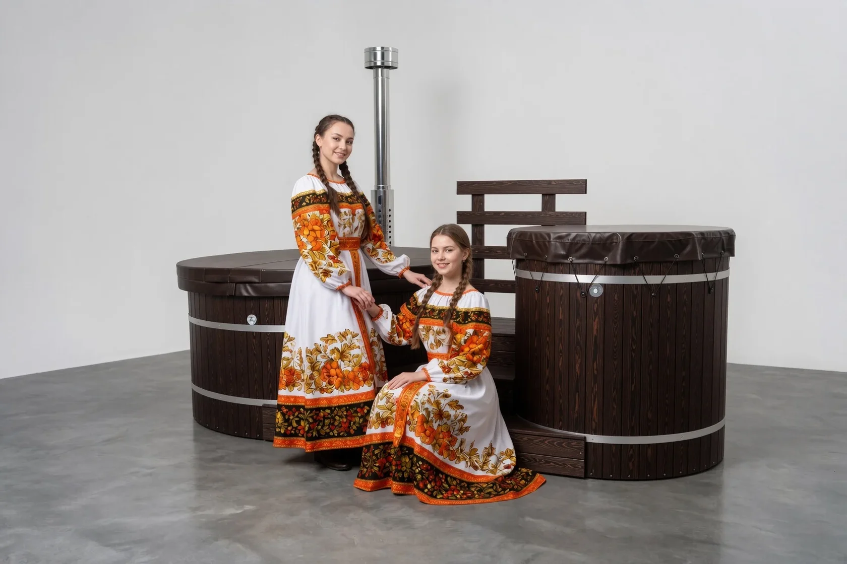 Комплекс «Контраст»: горячая купель с печью и холодная рядом