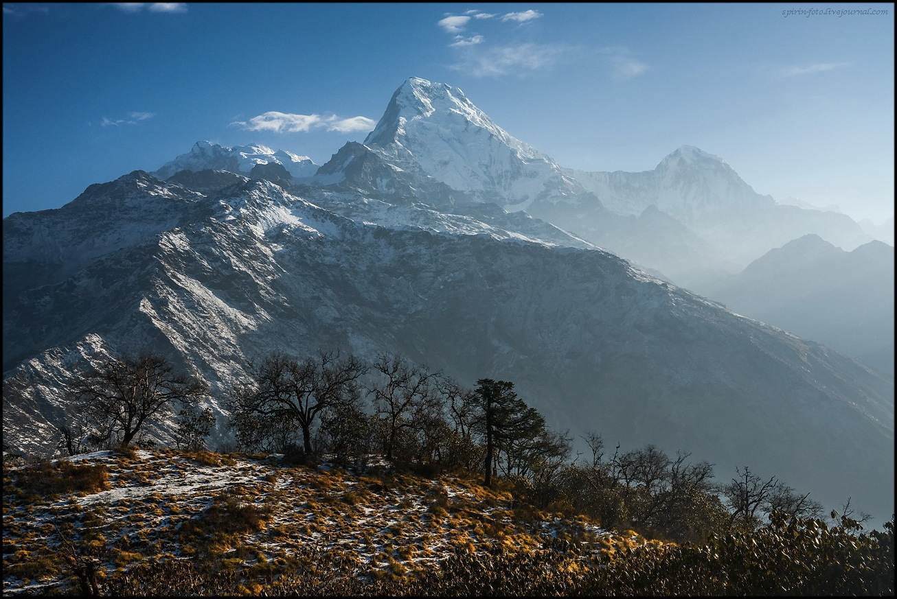 Склоны гималаев. Юг Гималаев. Непал малые Гималаи. Гималаи Севана.