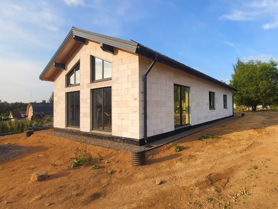 готовый дом из газобетона под штукатурку