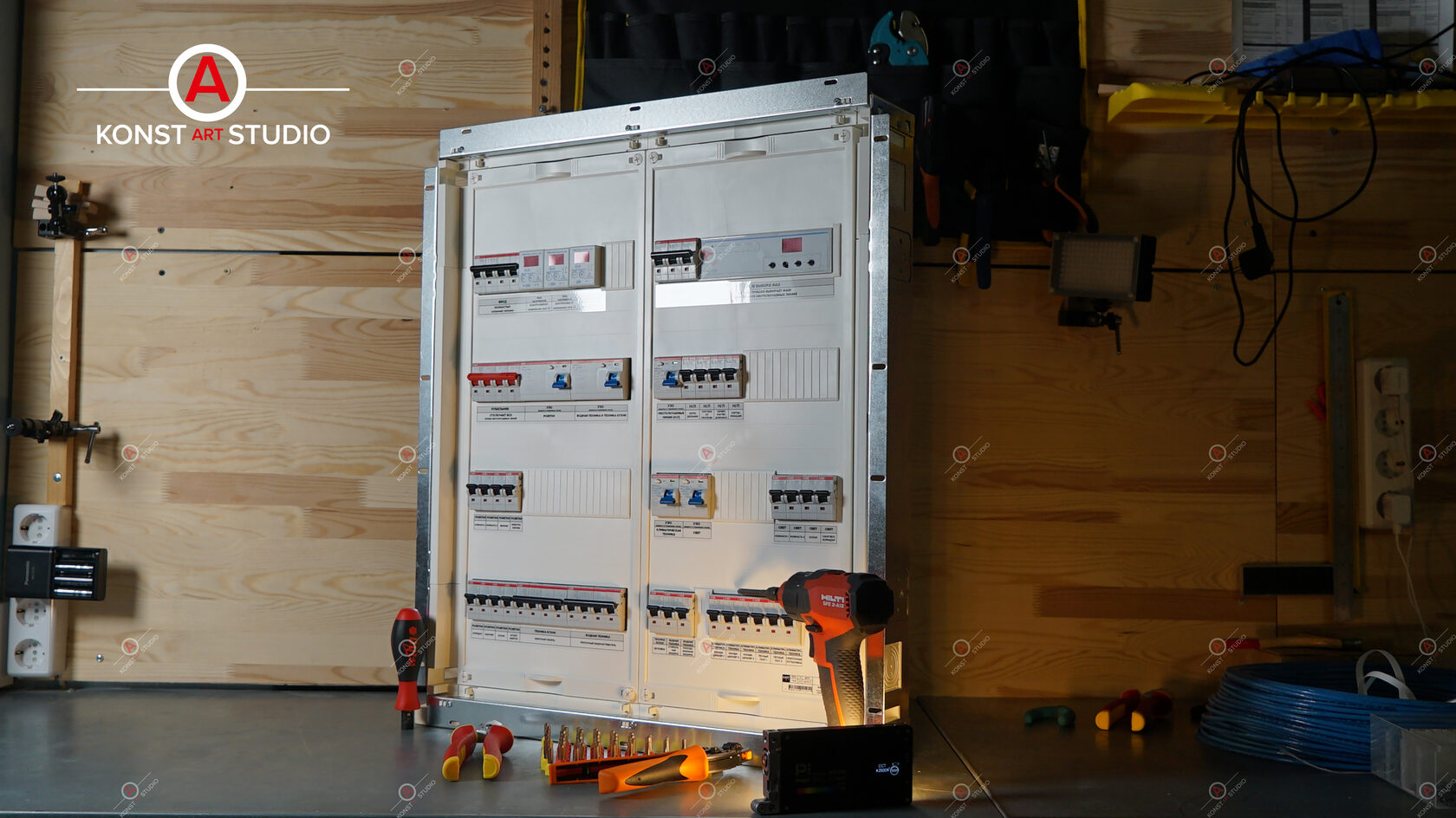 Купить готовый электрощит на 96 модулей в сборе: цены – KonstArtStudio