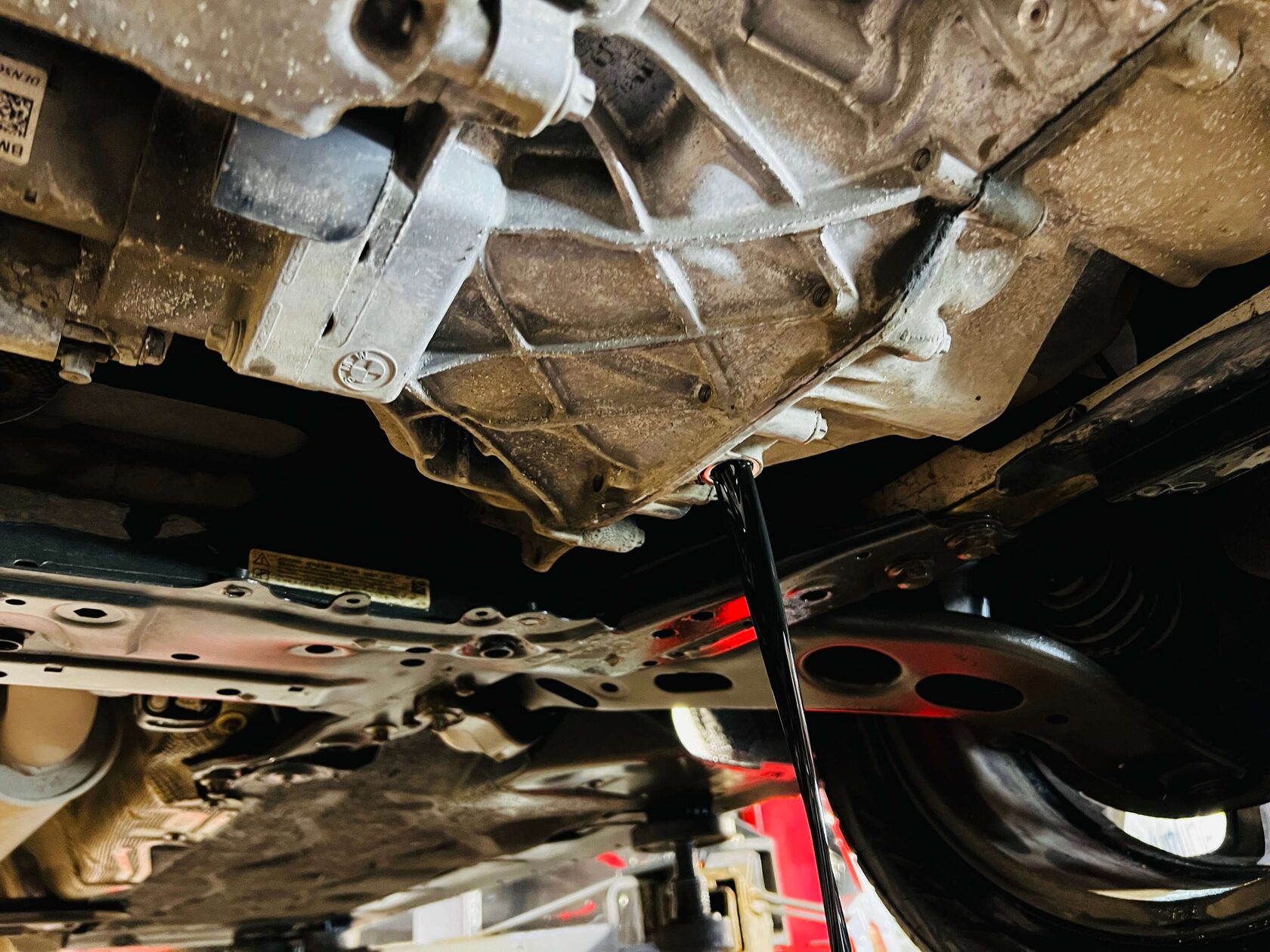 Слив старого масла из робота 7DCT300