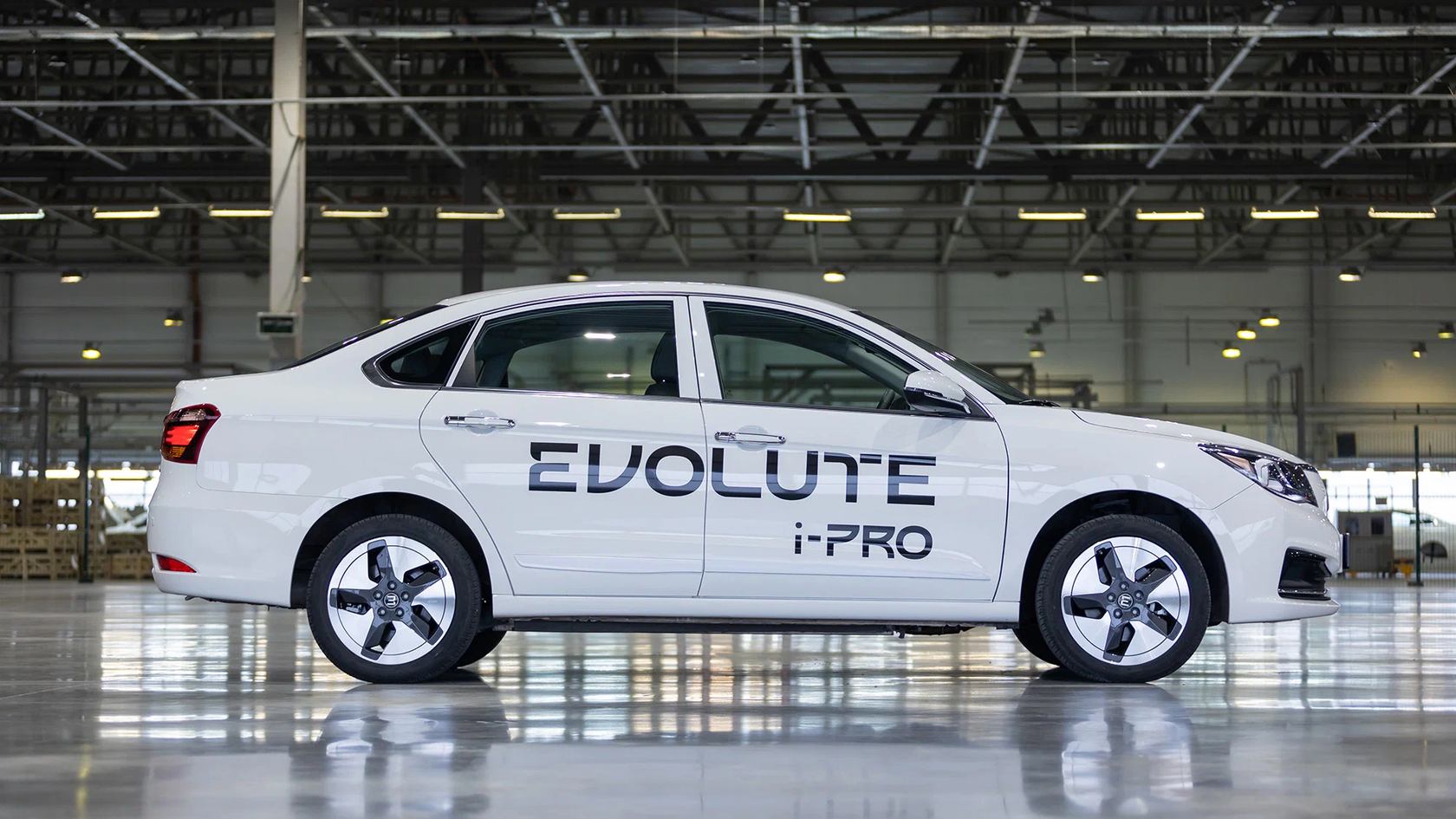 Evolute электромобиль. Липецкий электромобиль evolute. Evolute i-Pro электромобиль. Электромобиль Эволют 2022.