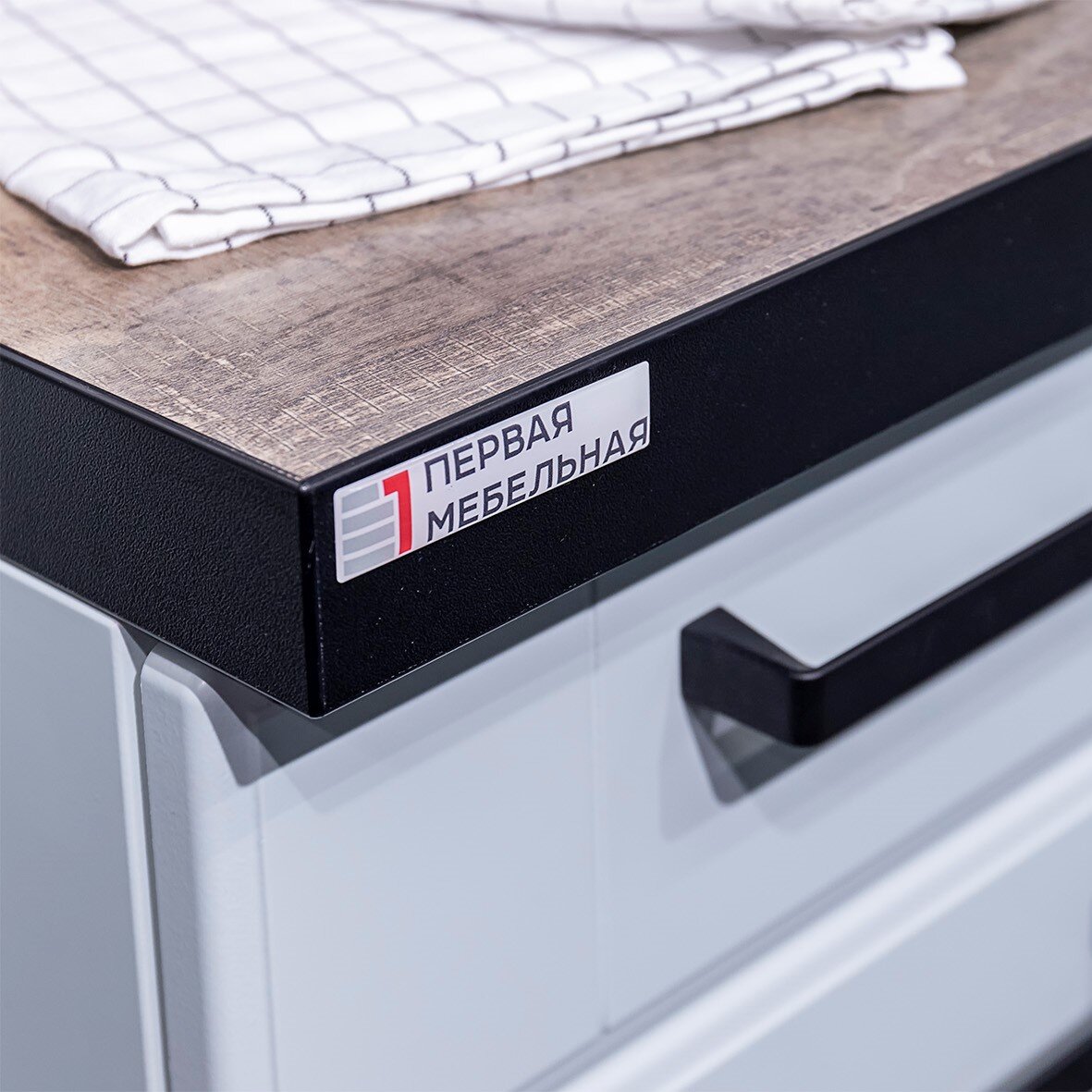 Столешница ДСП+HPL с кромкой в декоре 