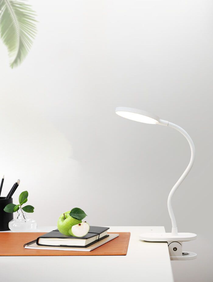 Настольная лампа yeelight. Yeelight led Table Lamp Pro White. Xiaomi Yeelight clip on Lamp j1. Xiaomi Yeelight led Charging Clamp Table Lamp. Настольная лампа Xiaomi Yeelight led Table Lamp.