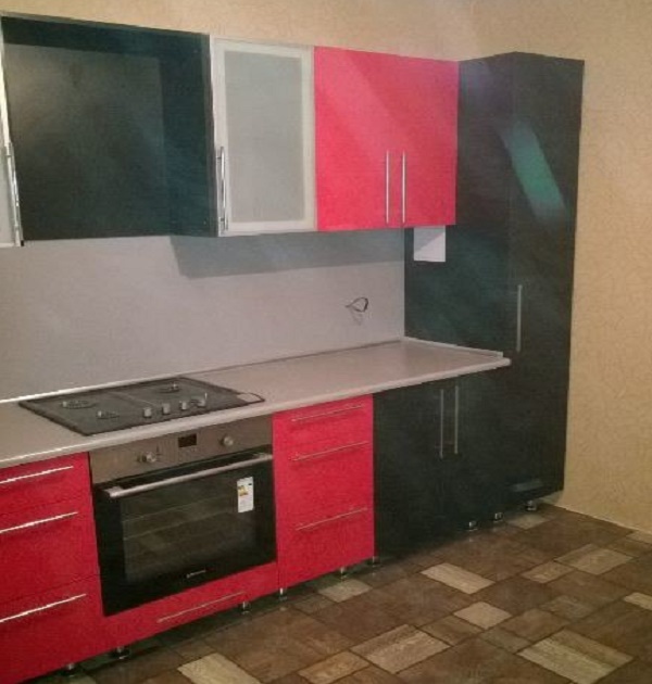 заказать прямую кухню в Слуцке