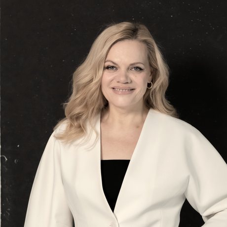 Оксана Величкова, адвокат, автор изменений в статьи 37 и 62 Семейного кодекса