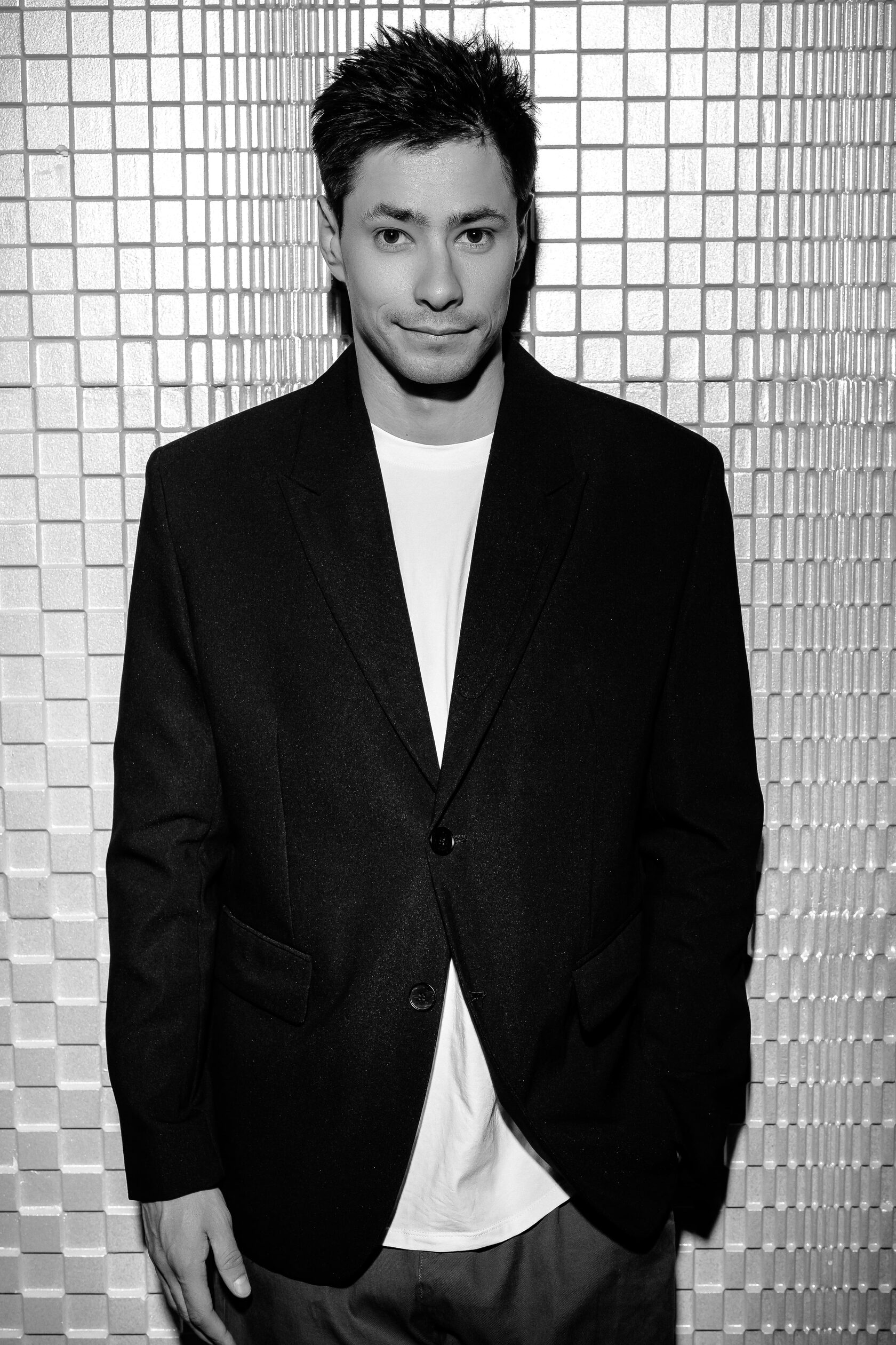 Ведущий Илья Шпак