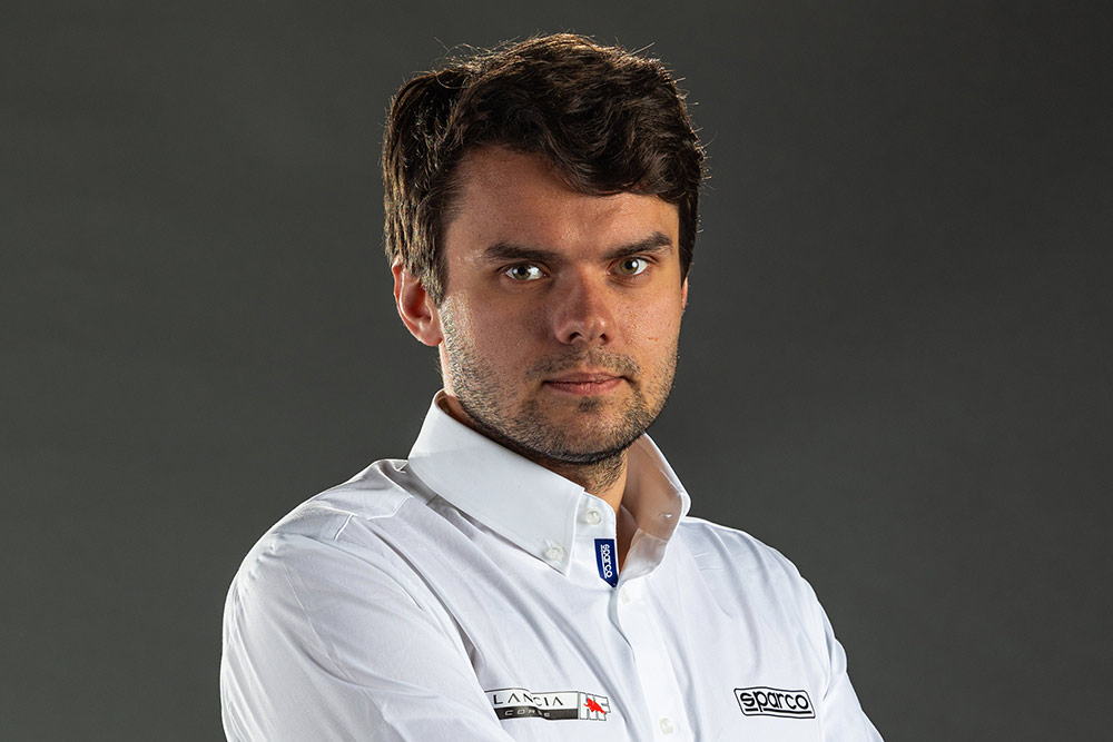 Гонщик Team Lancia Corse HF Николай Грязин