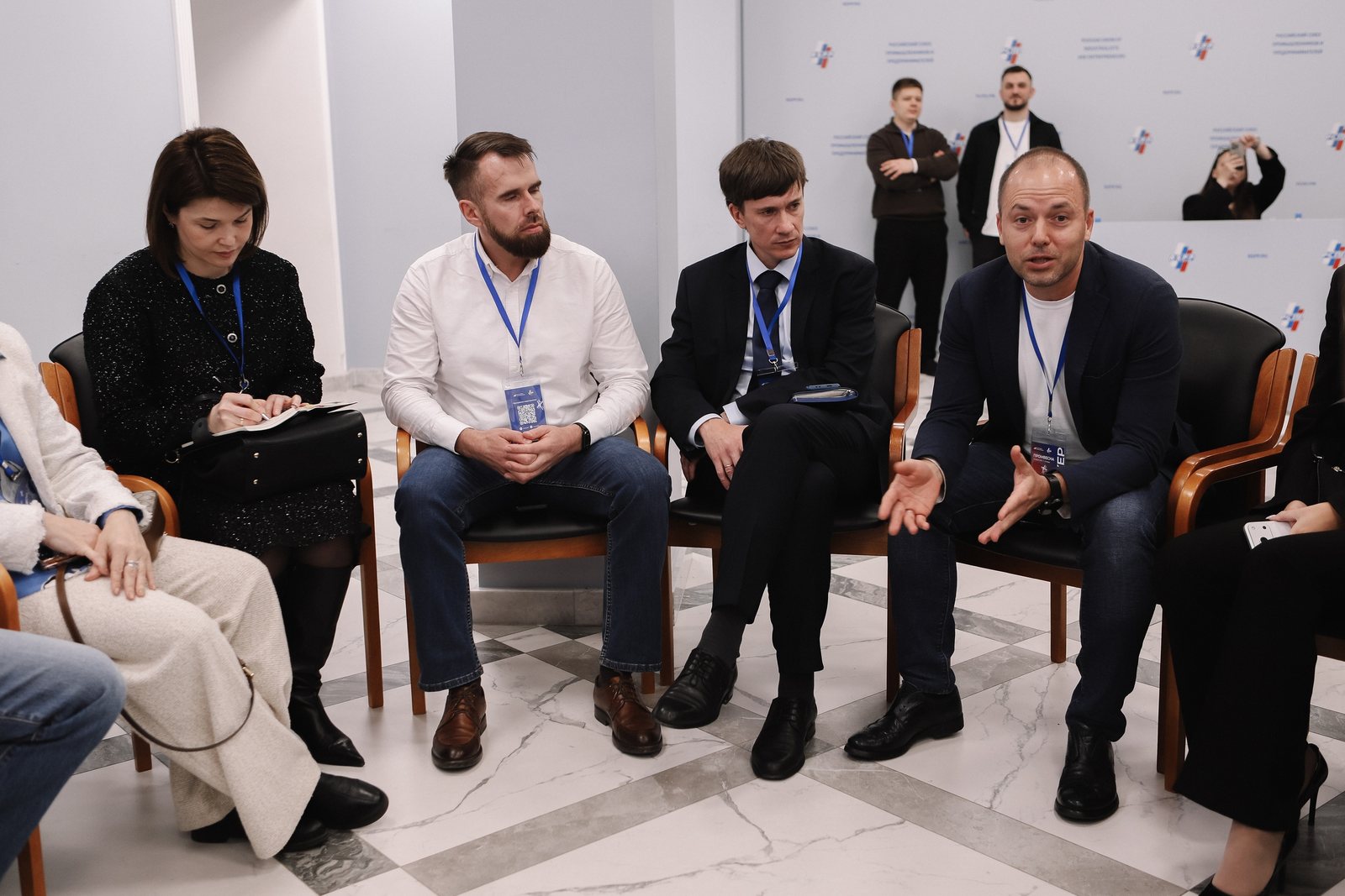 Менторская гостиная