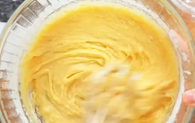 Приготовление японских панкейков Дораяки с начинкой: шаг 2