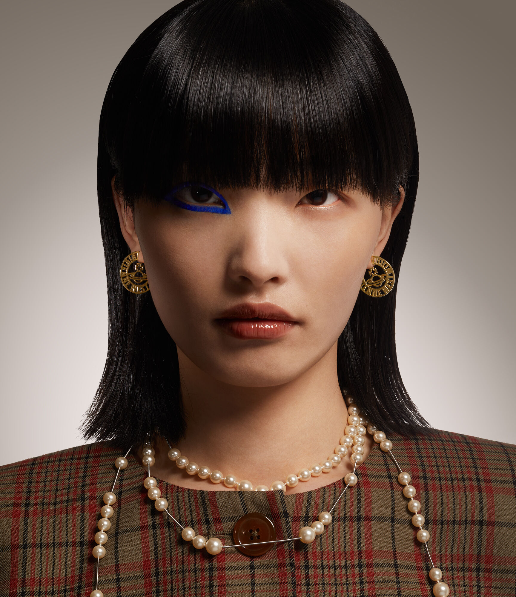 Vivienne Westwood - оригинальные украшения и аксессуары