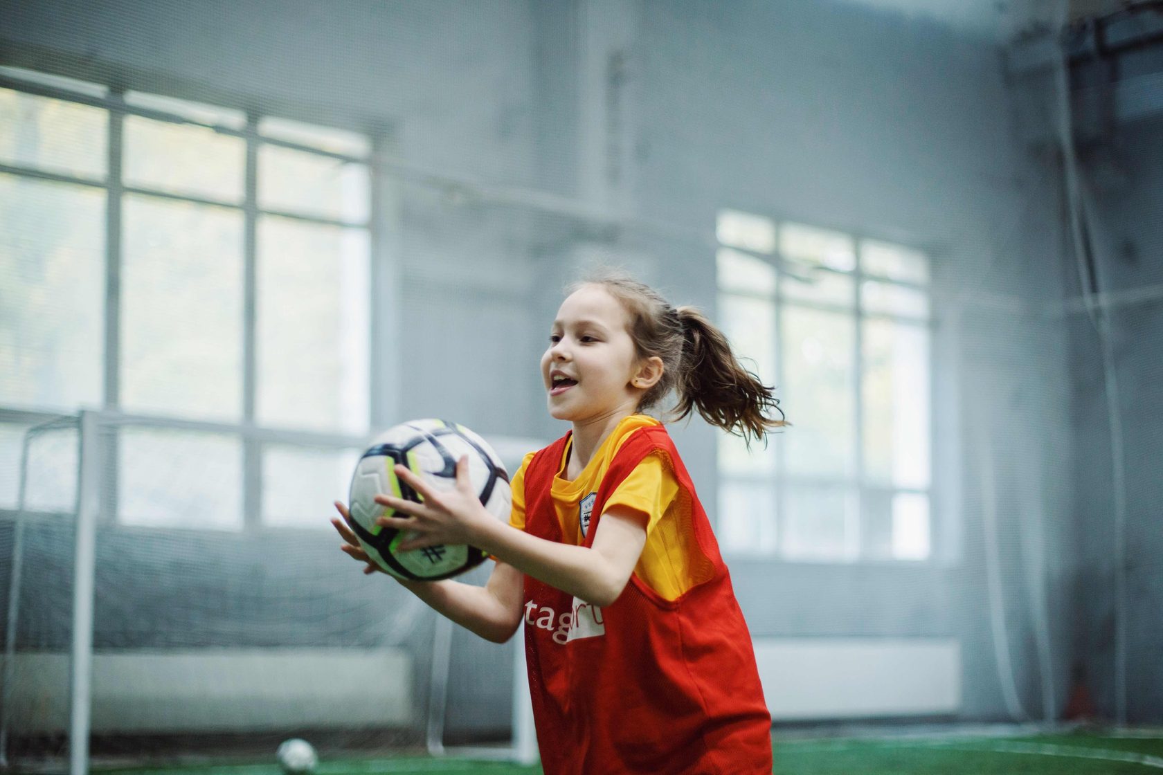 She never play football. Футбол по вторникам фото. Футбол по вторникам картинка.