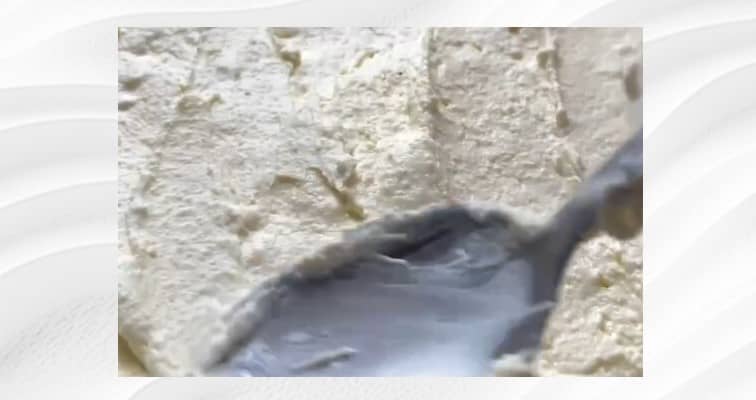 Приготовление творожной запеканка «Всё по три» в духовке: шаг 3