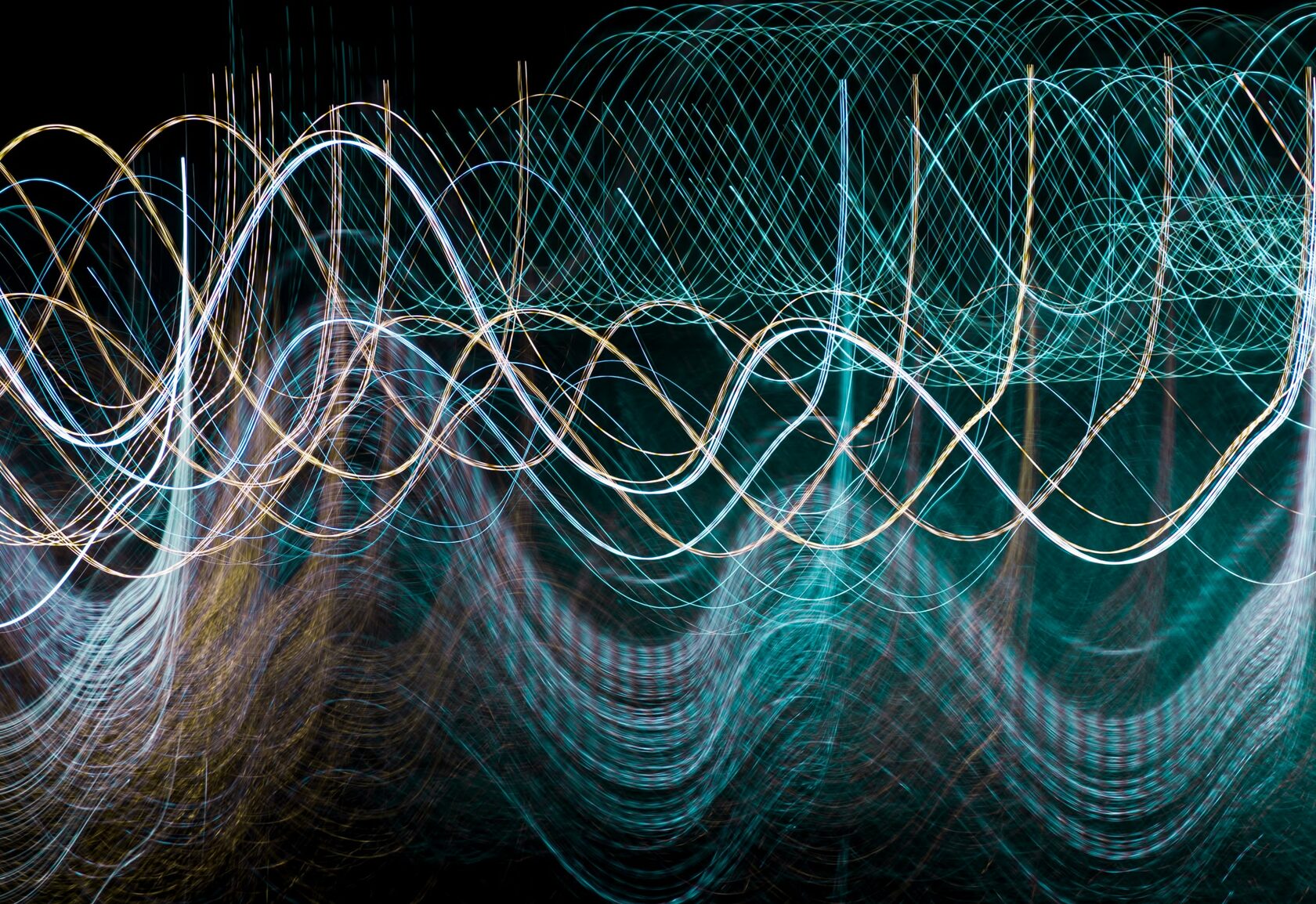 Electronic wave