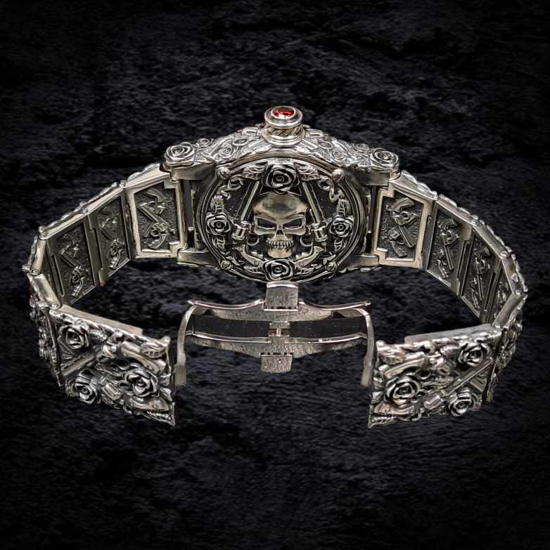 массивные часы из серебра, дорогие мужские часы, серебряные часы для мужчин.