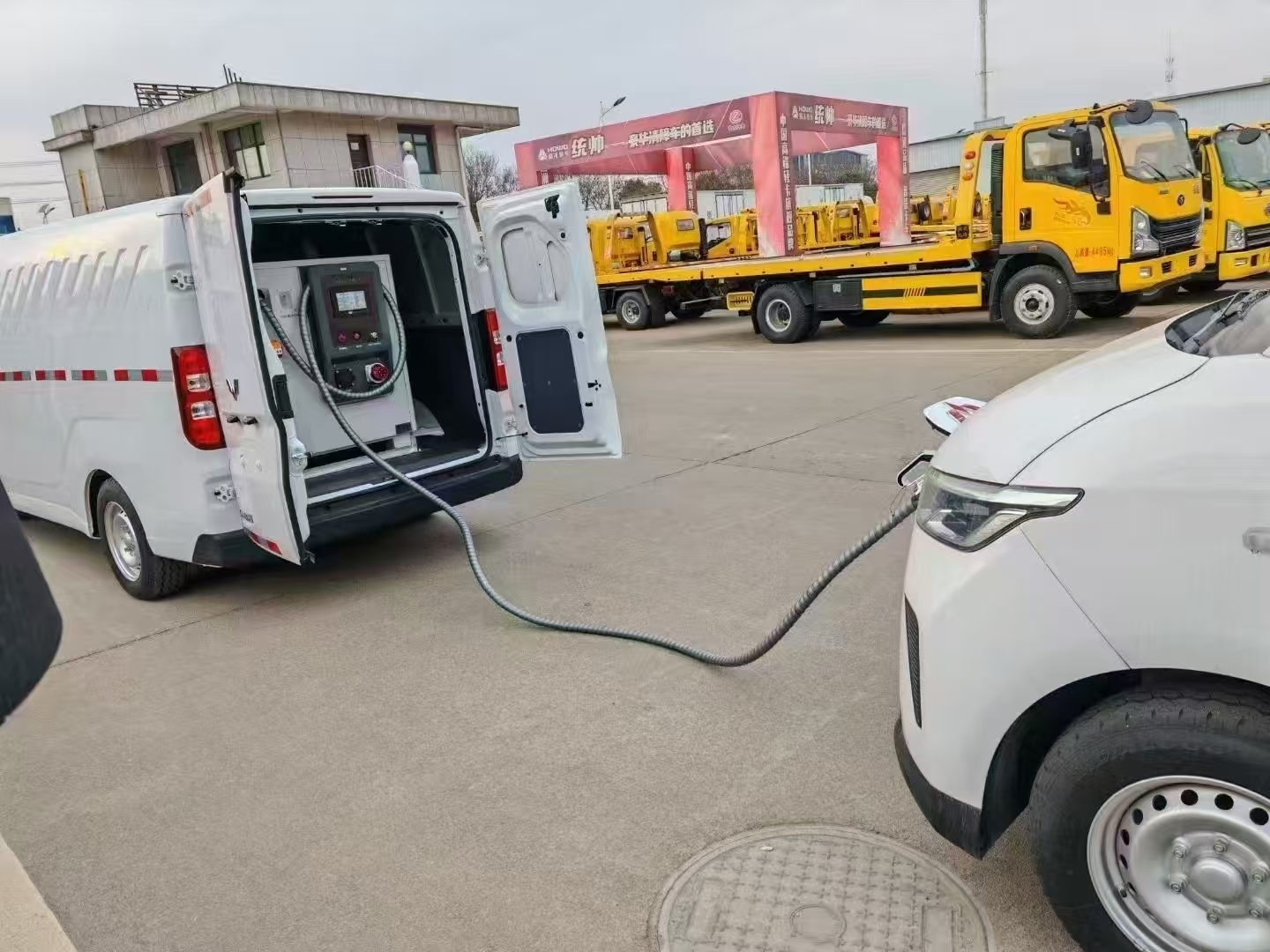 мобильная зарядная станция, для EV, помощь на дорогах, электромобилям