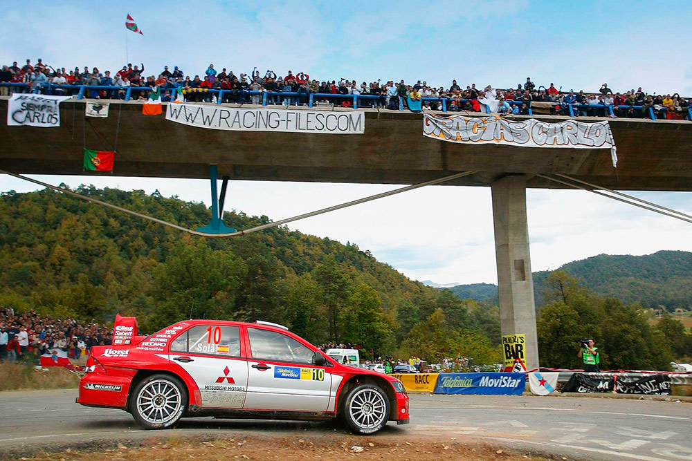 Дани Сола и Хавьер Амиго, Mitsubishi Lancer WRC 04 (KR53 YPP), ралли Каталония 2004