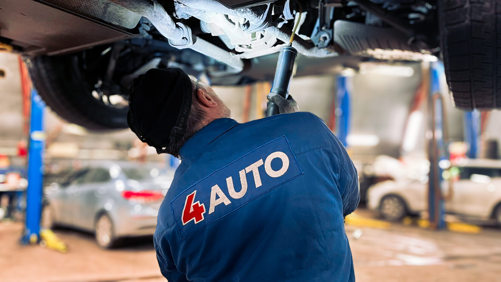 Genesis G80 — обслуживание трансмиссии и замена масла в заднем редукторе