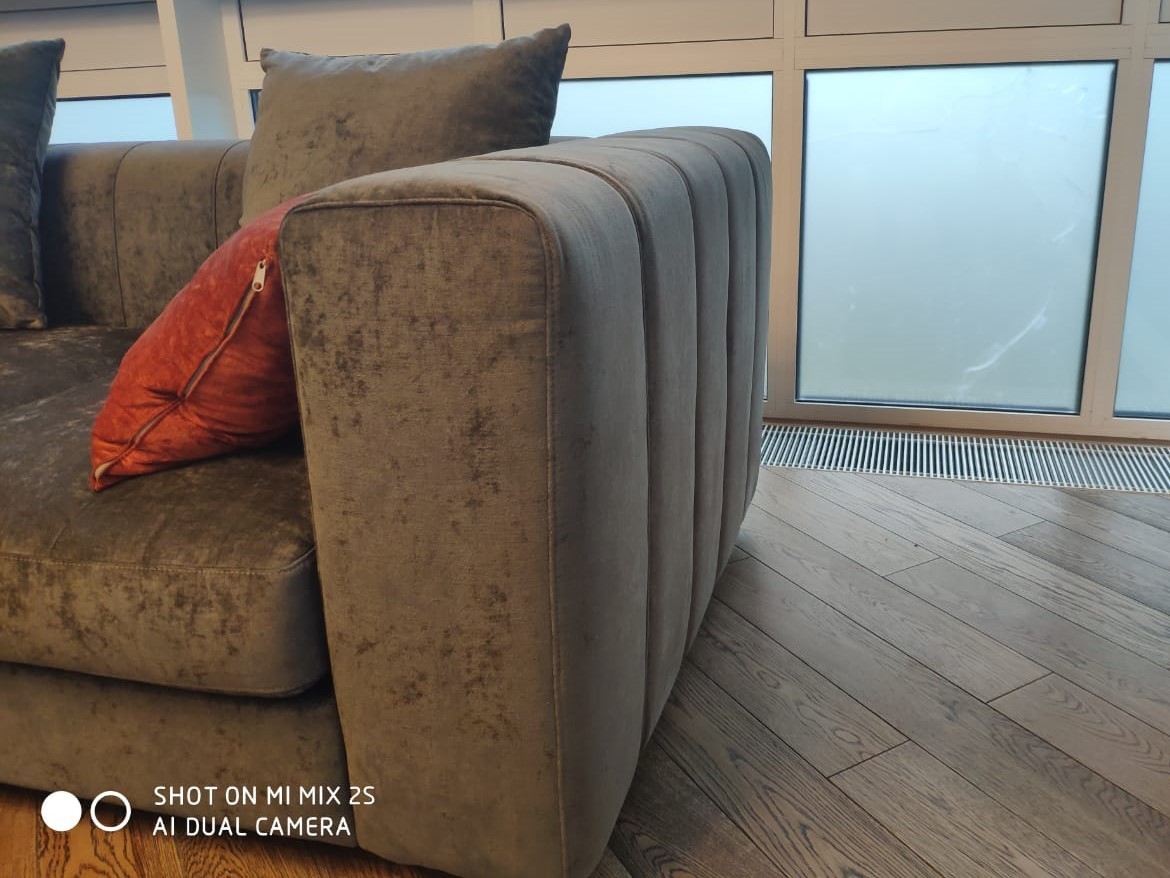 Угловой диван Минотти Фриман, реплика модели Минотти, на заказ от компании Марко мебель в обивке на выбор