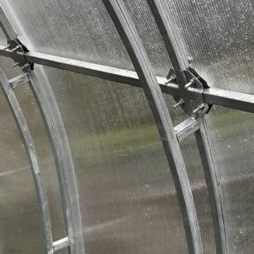 Первый тепличный