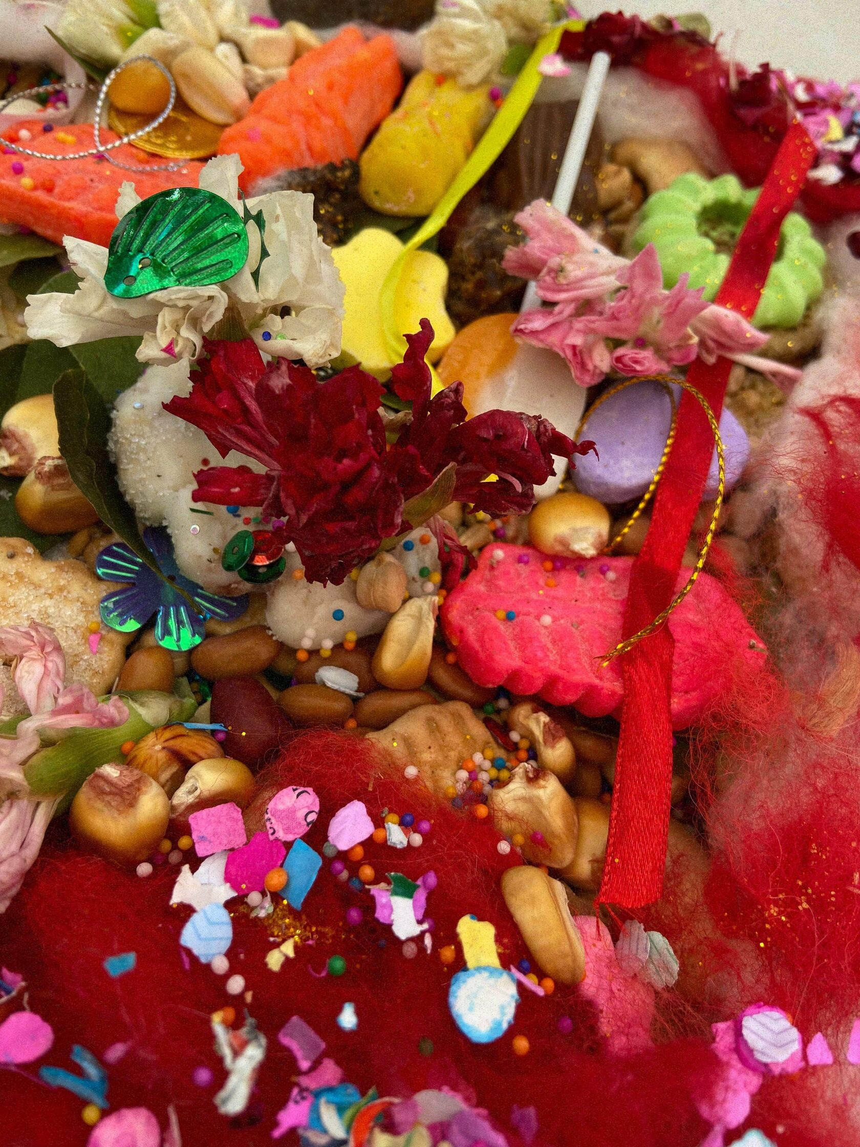 Flowers and colourful offerings at domperú