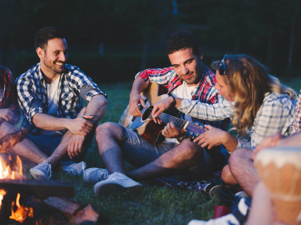 фото нанесения макияжа на лицо девушки 