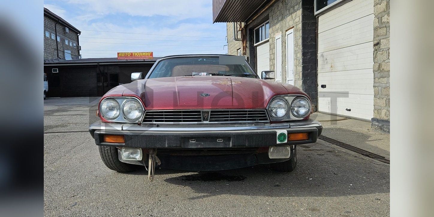 Фото JAGUAR XJ-SC Cabriolet № 3
