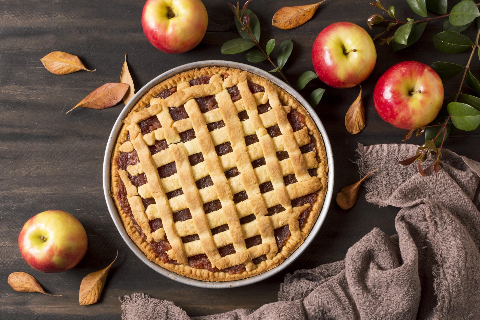 Let s make an apple pie. Вкусное яблоко.