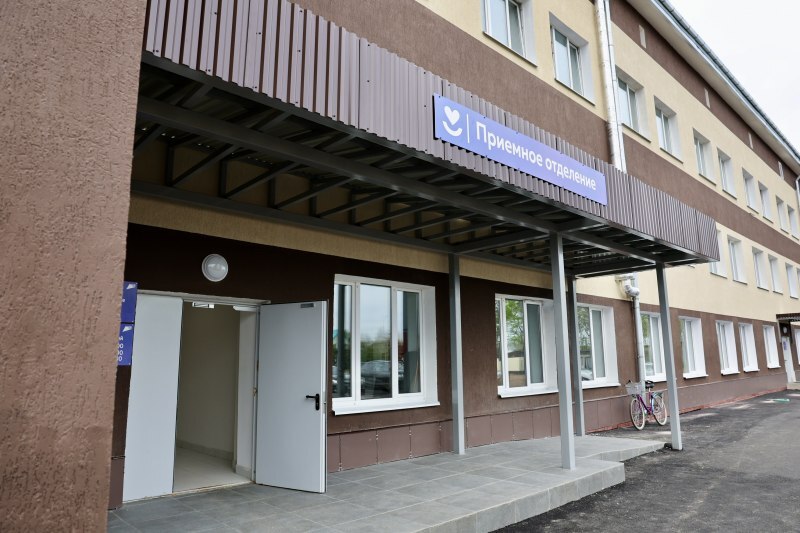 приемное отделение Гдовской районной больницы после реконструкции, развитие инфраструктуры здравоохранения Псковской области