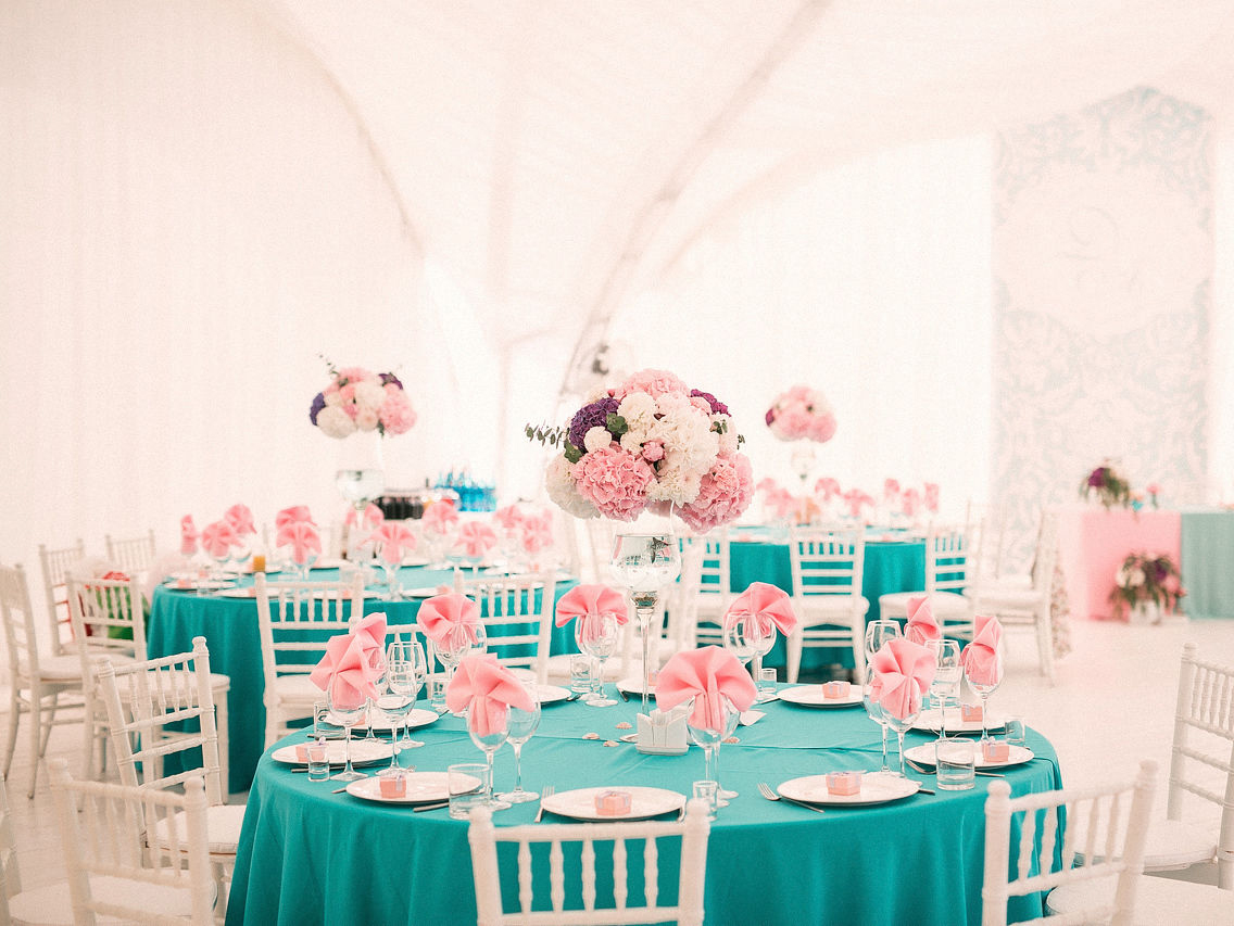 Свадьба в мятном цвете оформление зала фото