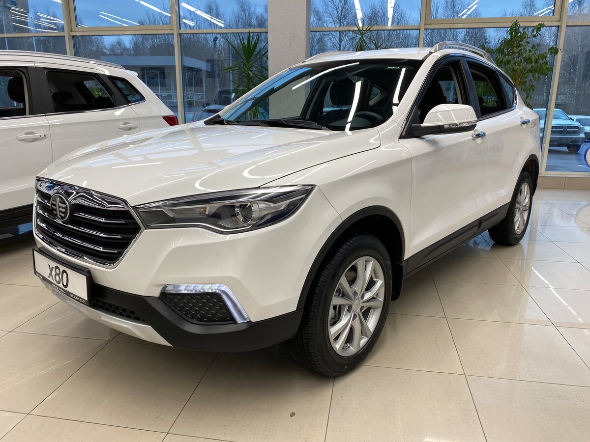 Купить FAW Besturn X80 в Санкт-Петербурге