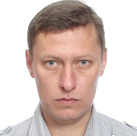 Где принимает Виноградов Алексей Николаевич в Ижевске, зубной техник