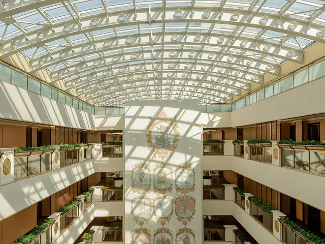 Атриум Lotte Hotel Moscow