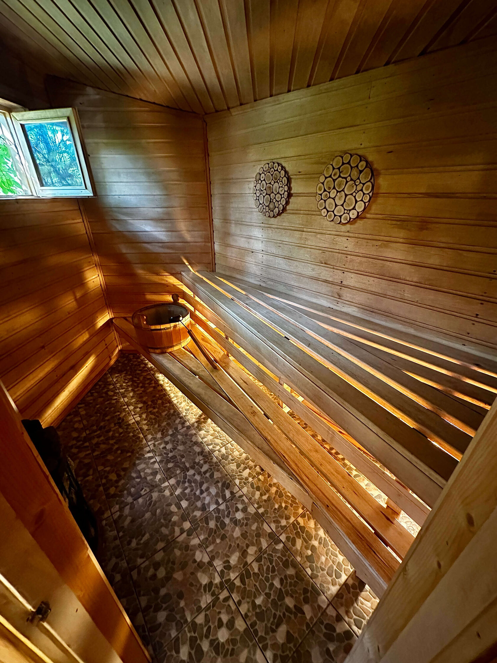 Отдых с баней на глэмпинг даче в Подмосковье