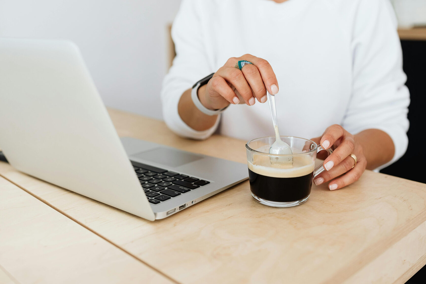 рекламный заголовок