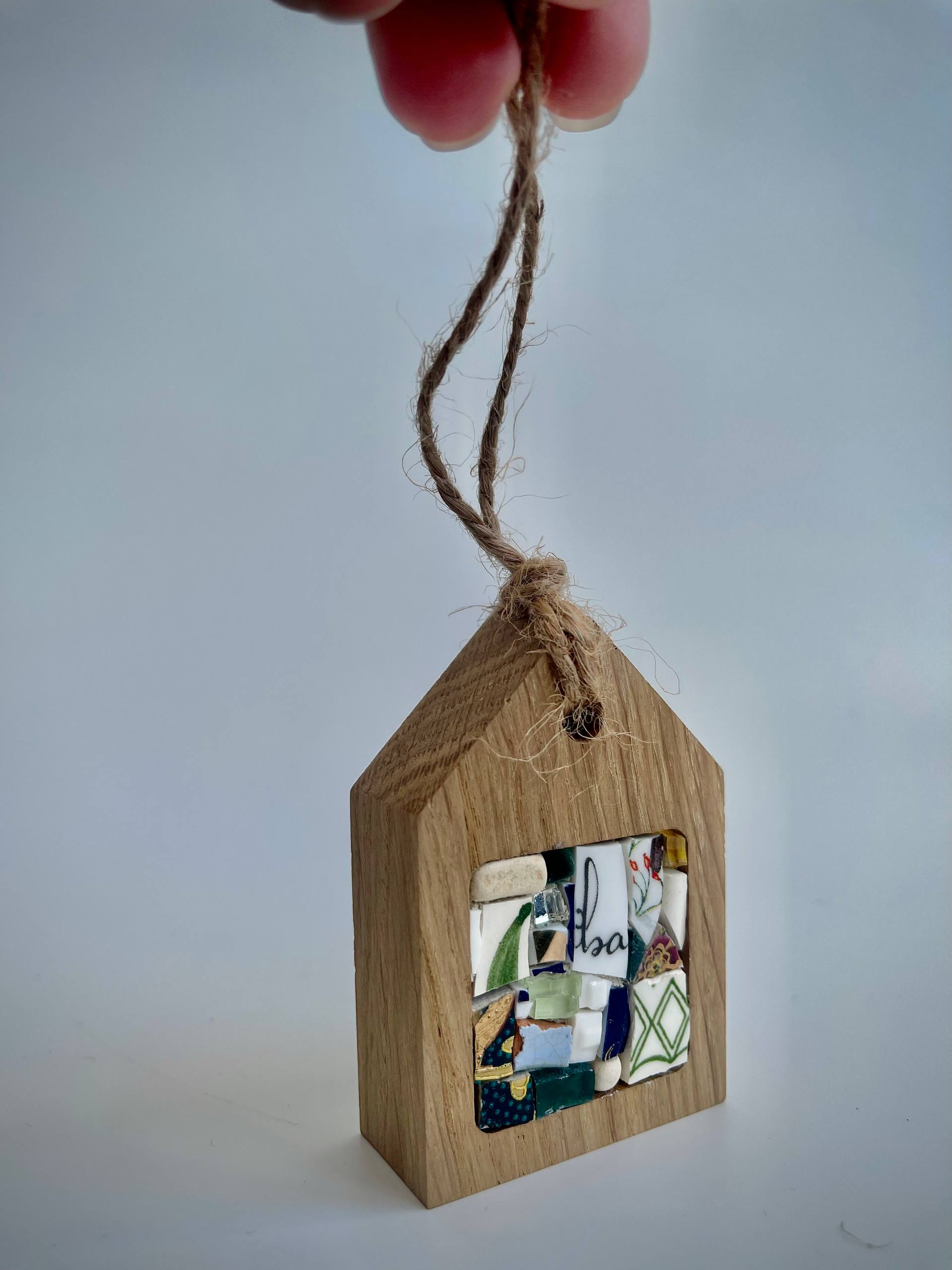 сувенир из мозаики, сувенир в скандинавском стиле, домик в лесу, дом Алисы в стране чудес, 