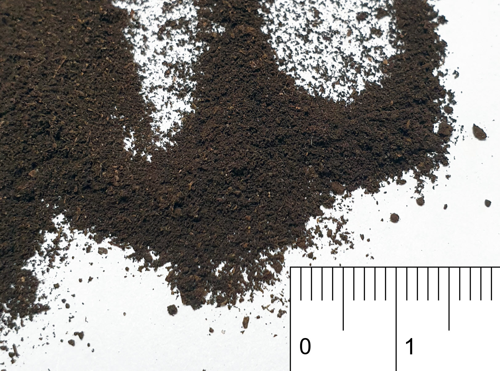 Кормовая добавка на листе бумаги